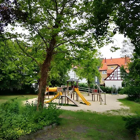 Am Schlosspark شقة